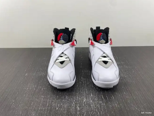 1st Kicks Shoes 8 Bugs (2013) Air Bunny Retro 305381-103 Jordan 0507